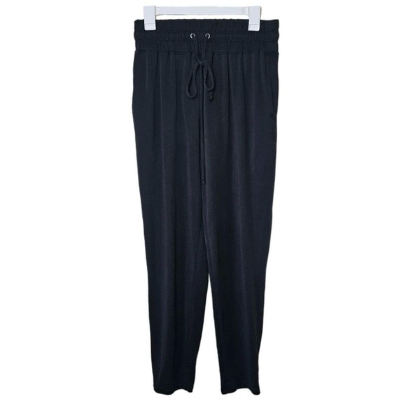 Fabletics Women’s Black Jogger Pants Size Medium - Picture 1 of 6